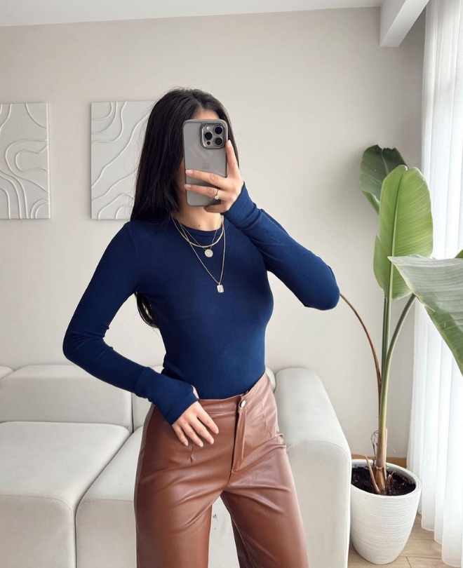 Pull Ajusté